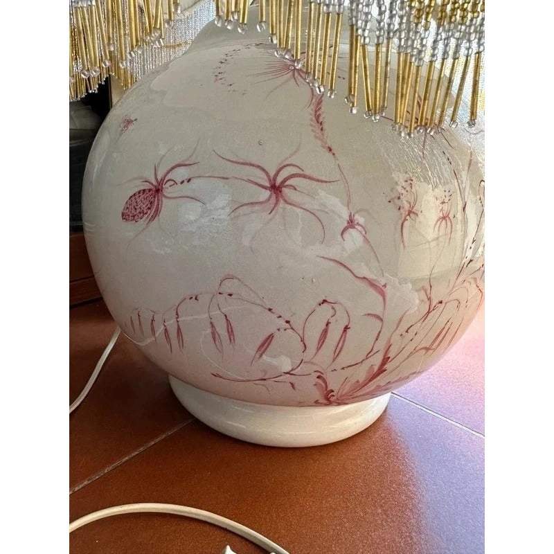 Lampada vintage in ceramica  con paralume in tessuto  e dettagli perline