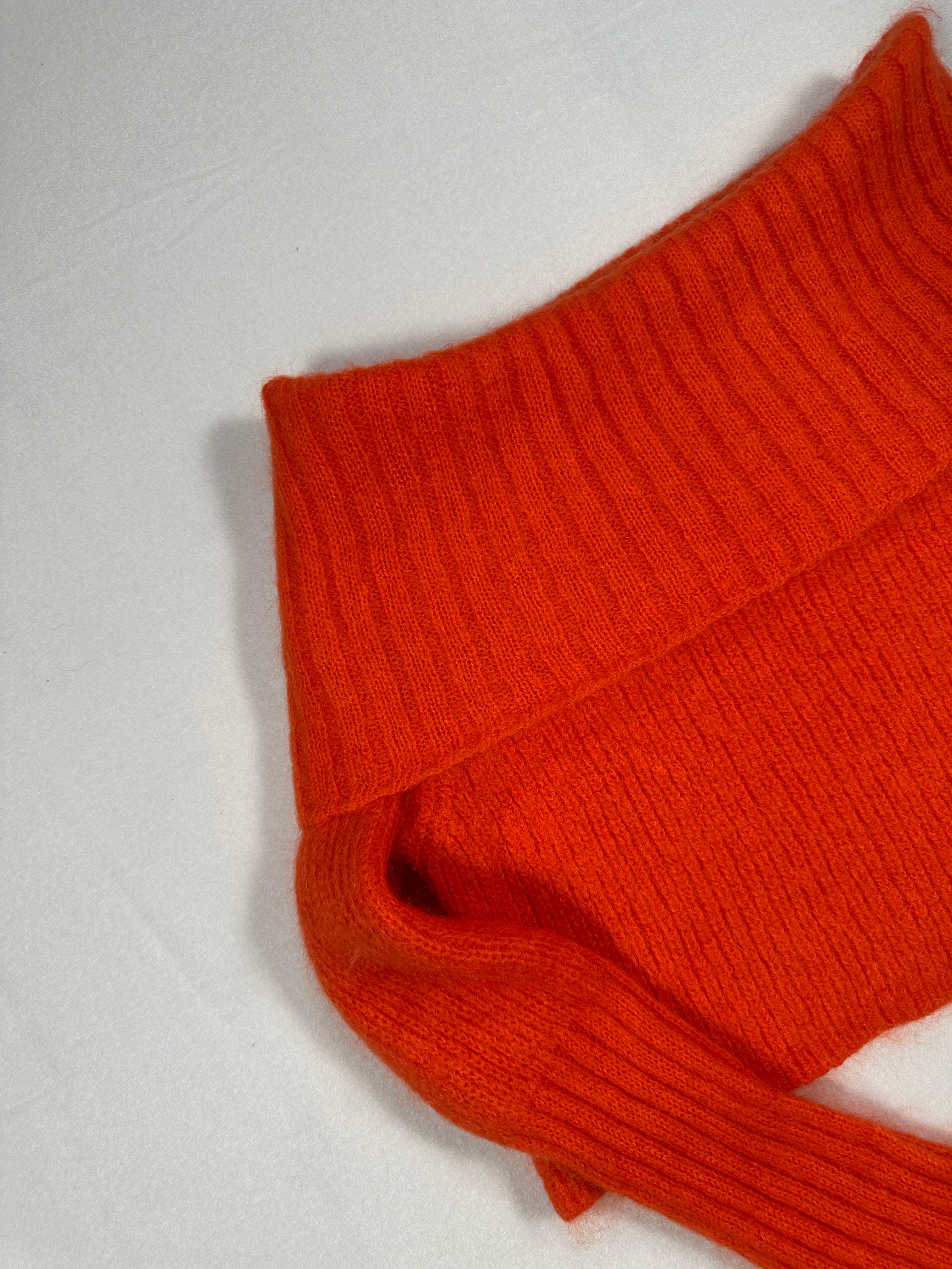 Maglione corto in maglia di misto mohair arancione McQ Alexander McQueen XS