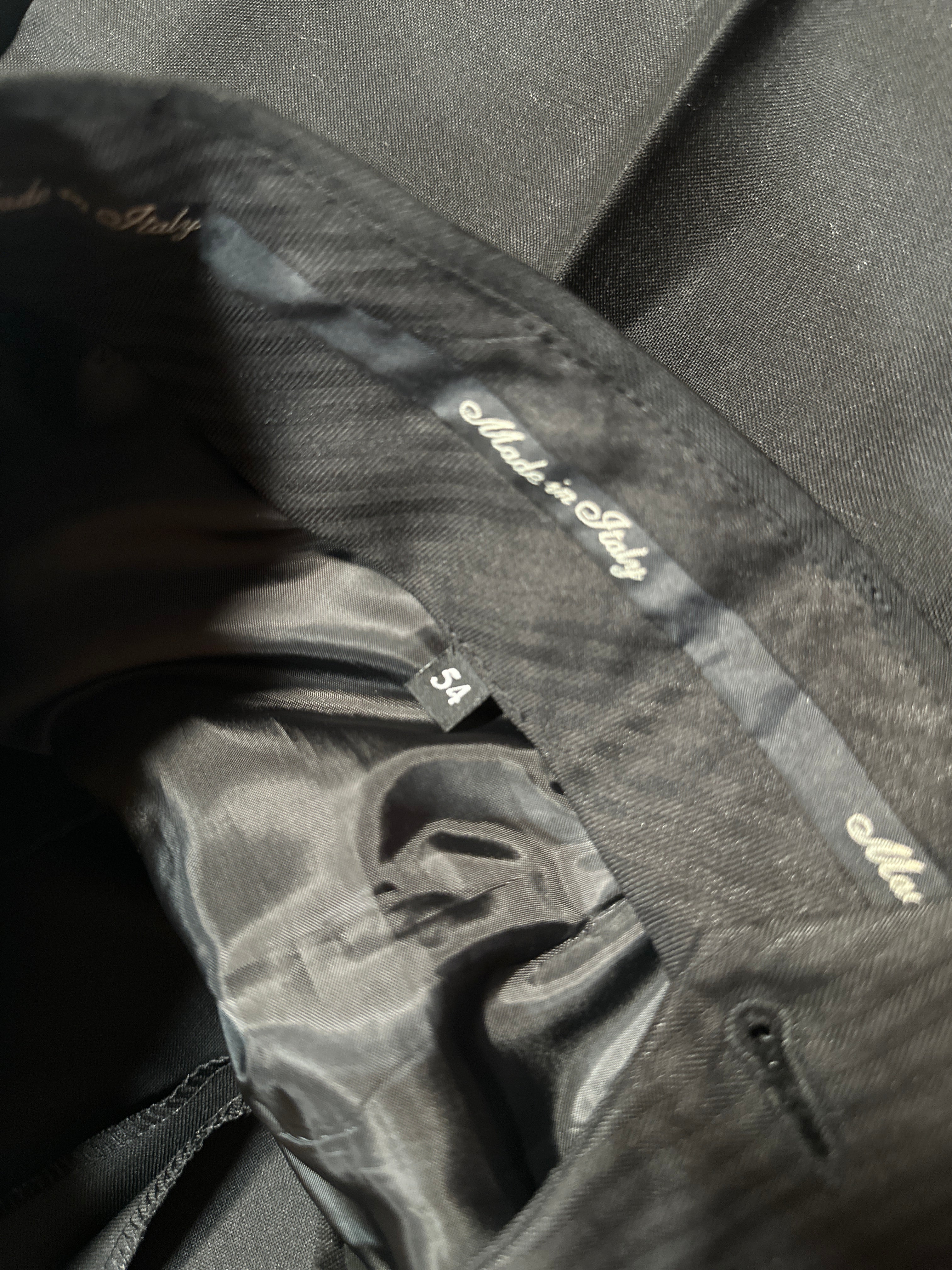 Magni Produzioni Abito Uomo in Lana Nera – Super 130's Bonino Tessuti, Made in Italy EU54