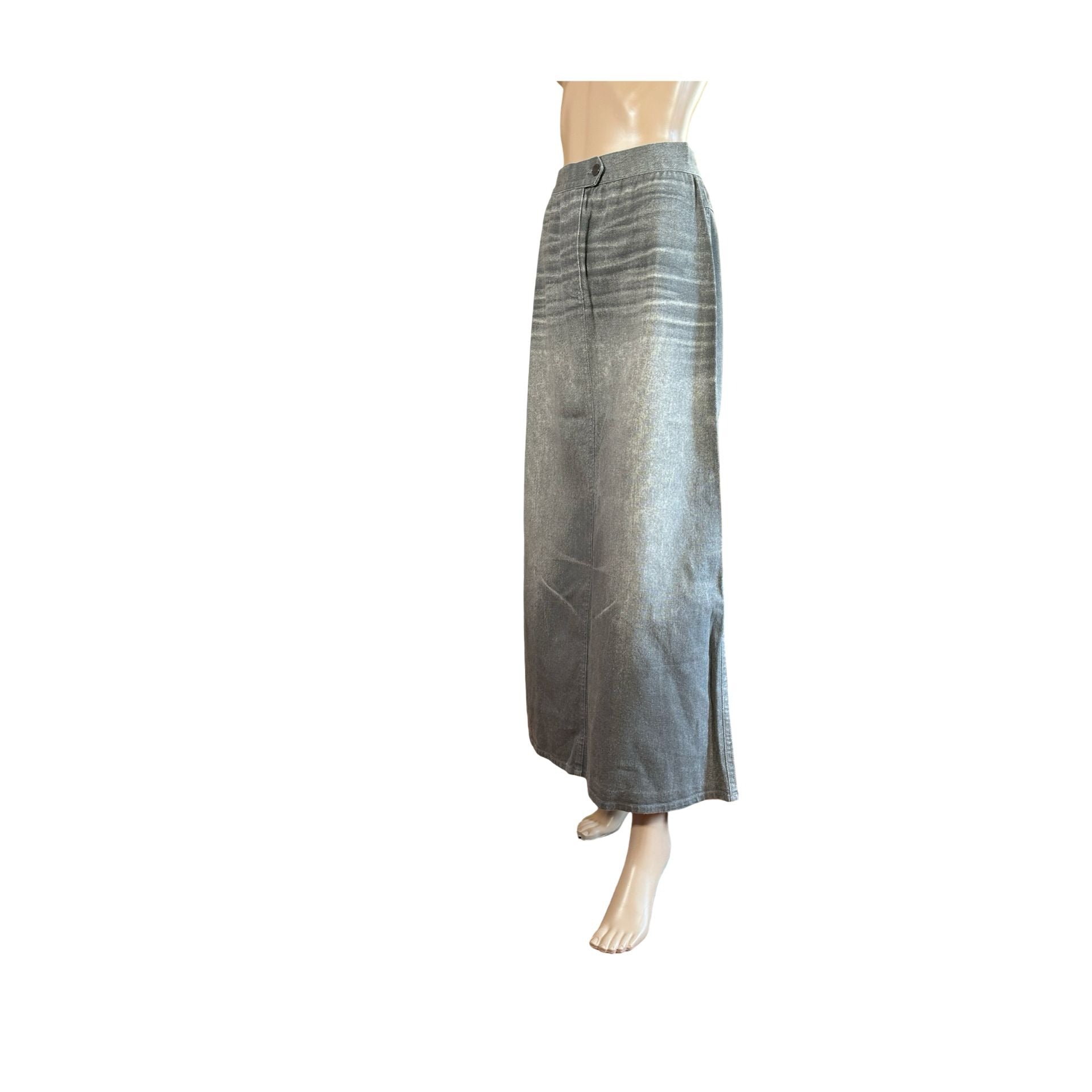 lengh 96waist 34hips 47/48