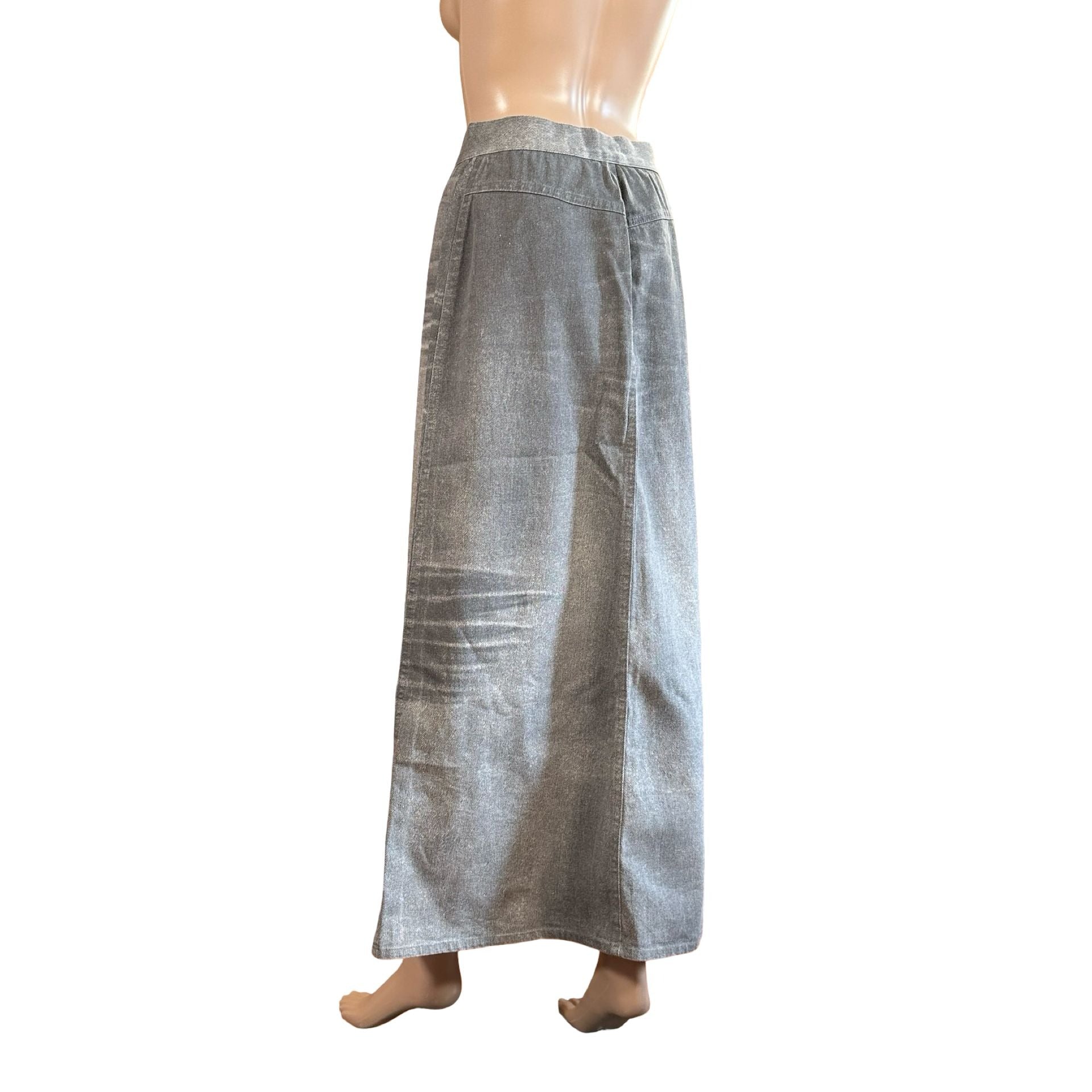 lengh 96waist 34hips 47/48