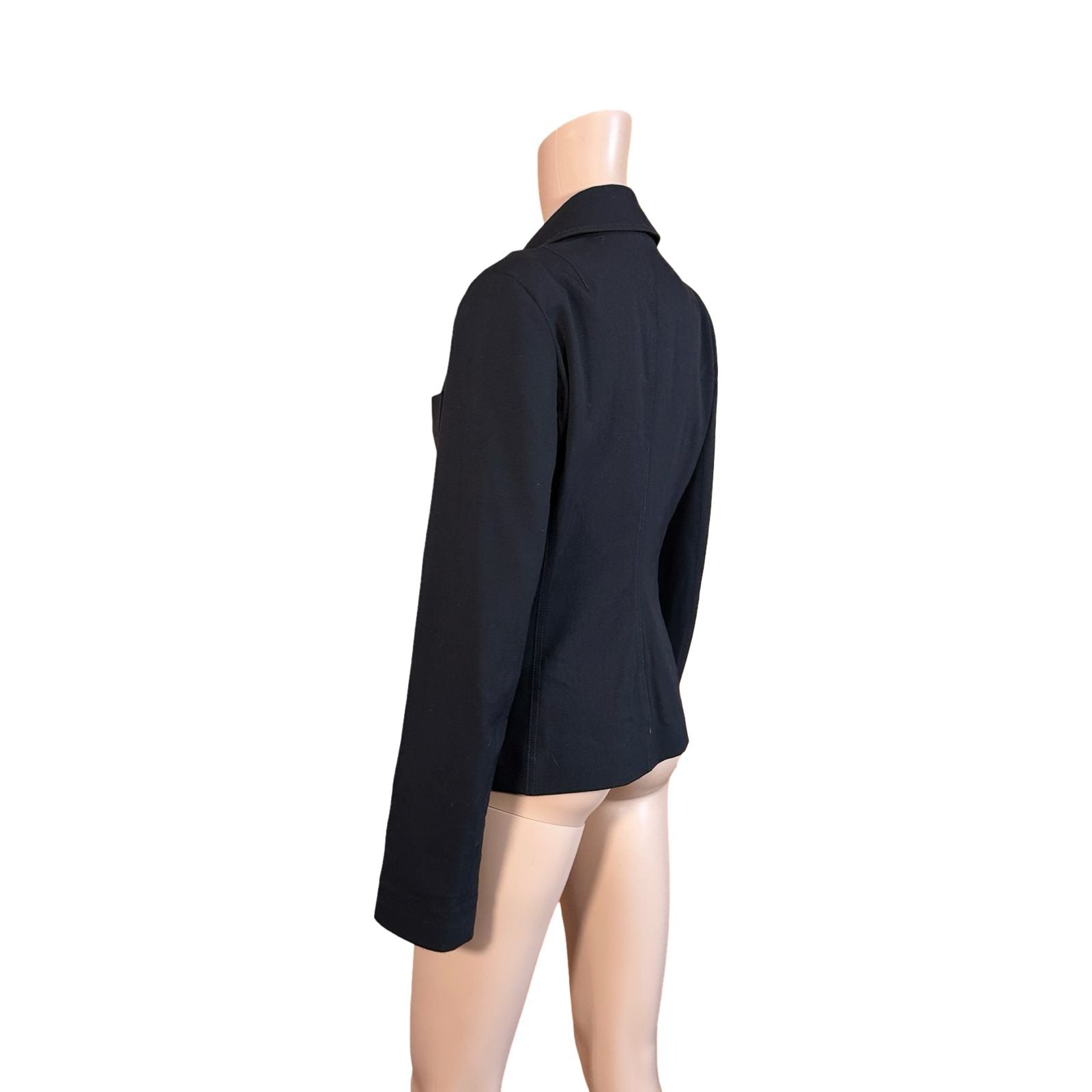 shoulders  40chest 44sleeve 63length 57waist  hips   42