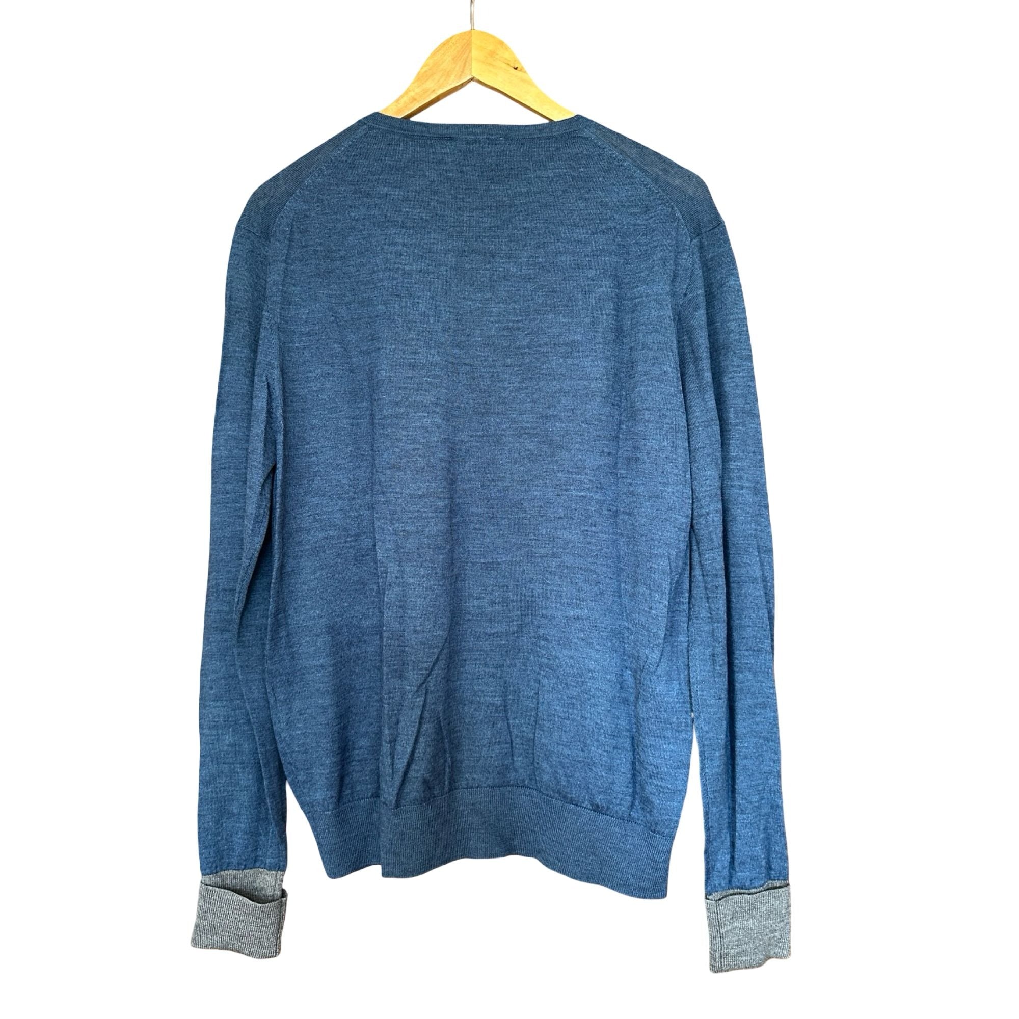 shoulderrs 44,chest 52,sleeve,64,lengh 67