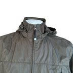 shoulders  52chest 58sleeve 60length 70waist  hips