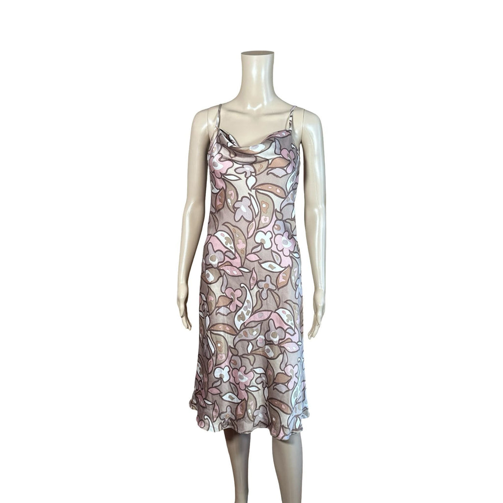 total length 108length no straps 87chest 36 waist 31