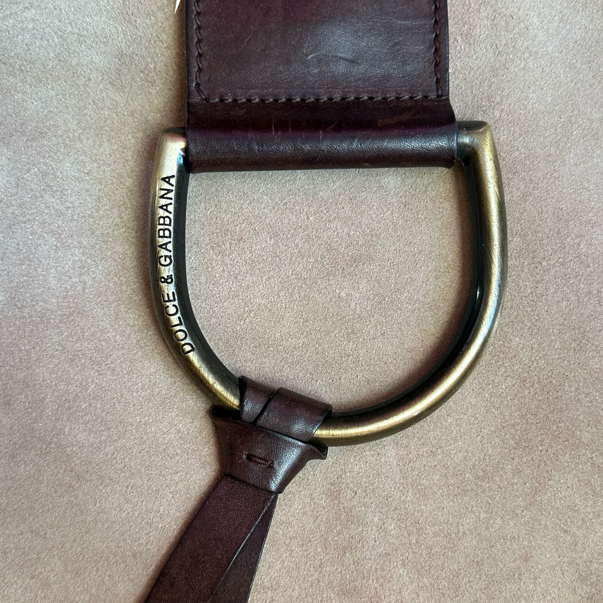 width 37lengh without straps 31