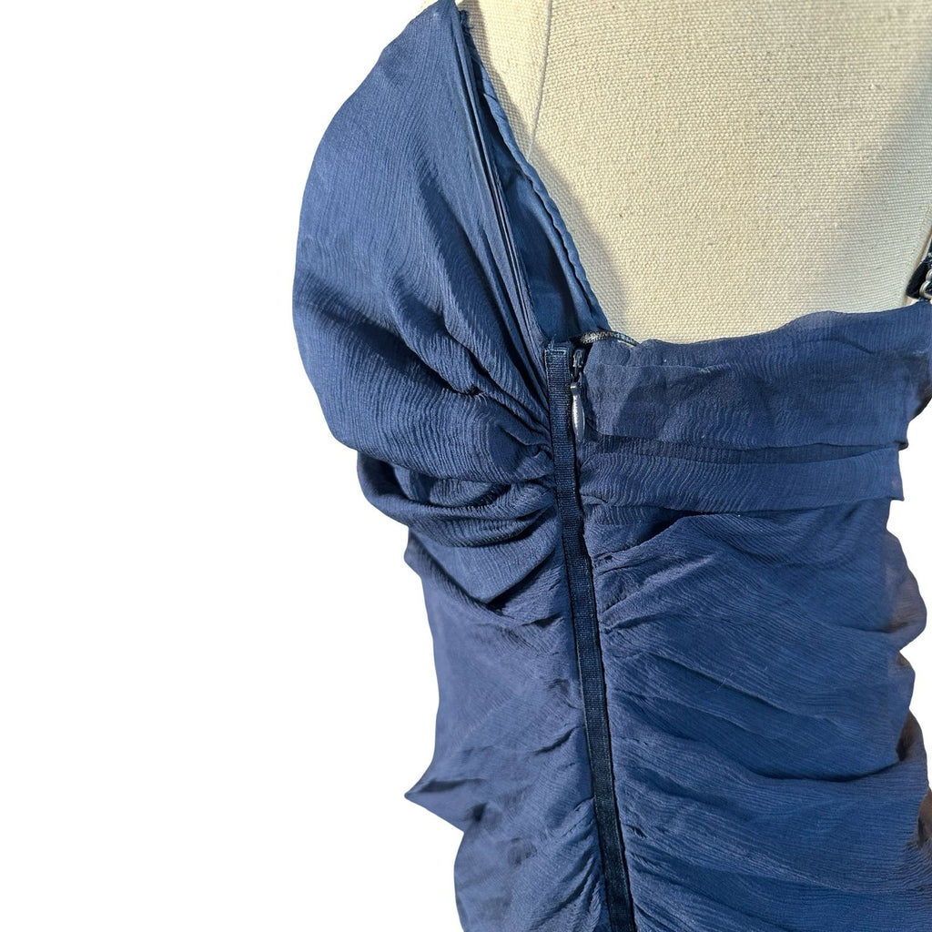 total lengh 155lengh without straps 128chest 42